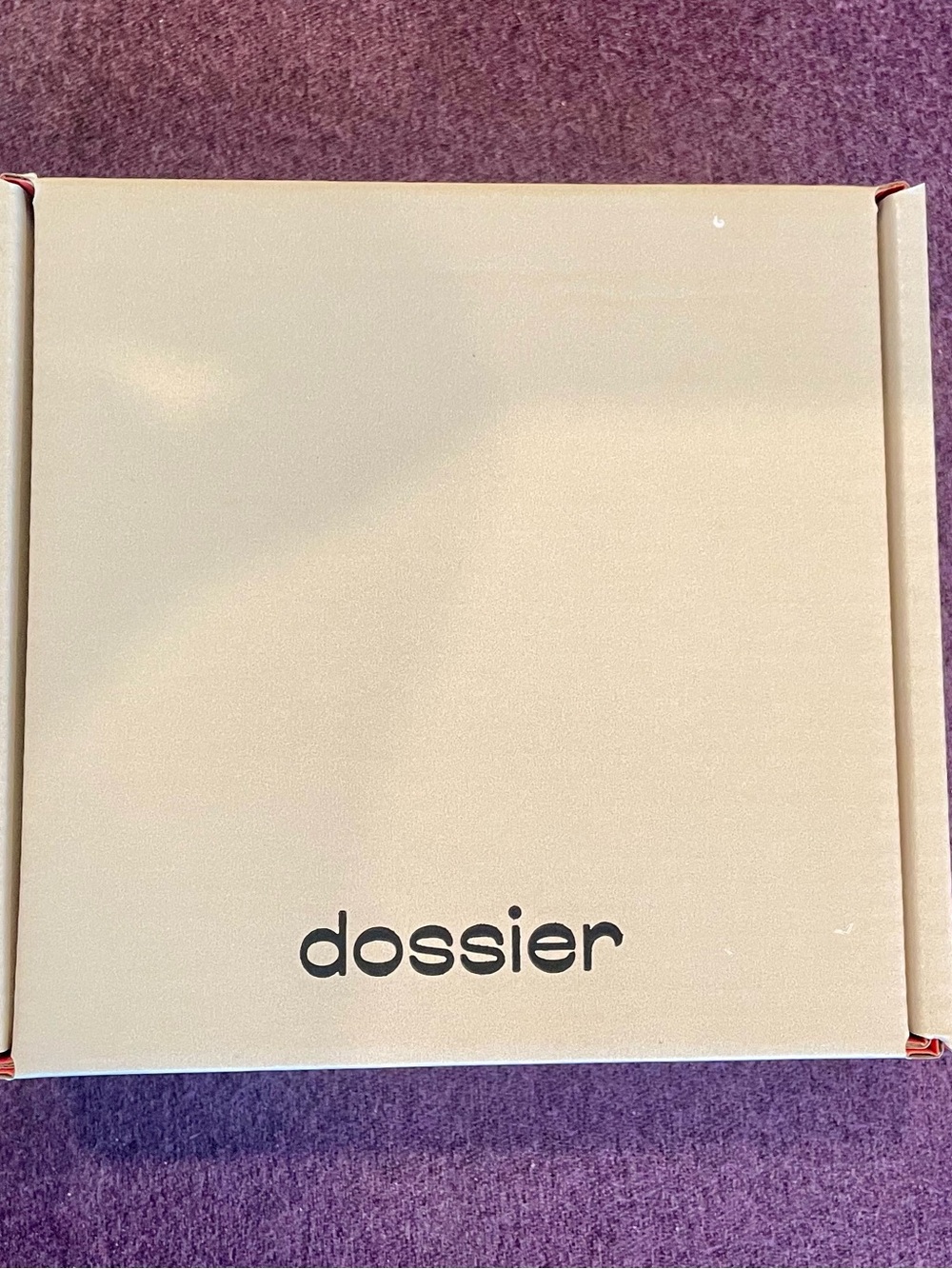 Dossier Ambery Saffron